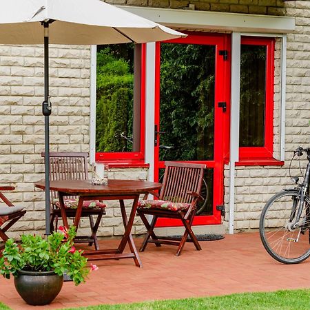 פלאנגה Family Inn Cottage With Terrace מראה חיצוני תמונה
